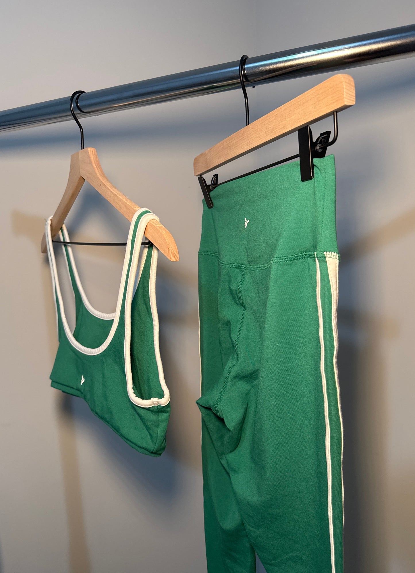 Old Navy Active Set – Green (Pre-Loved) M