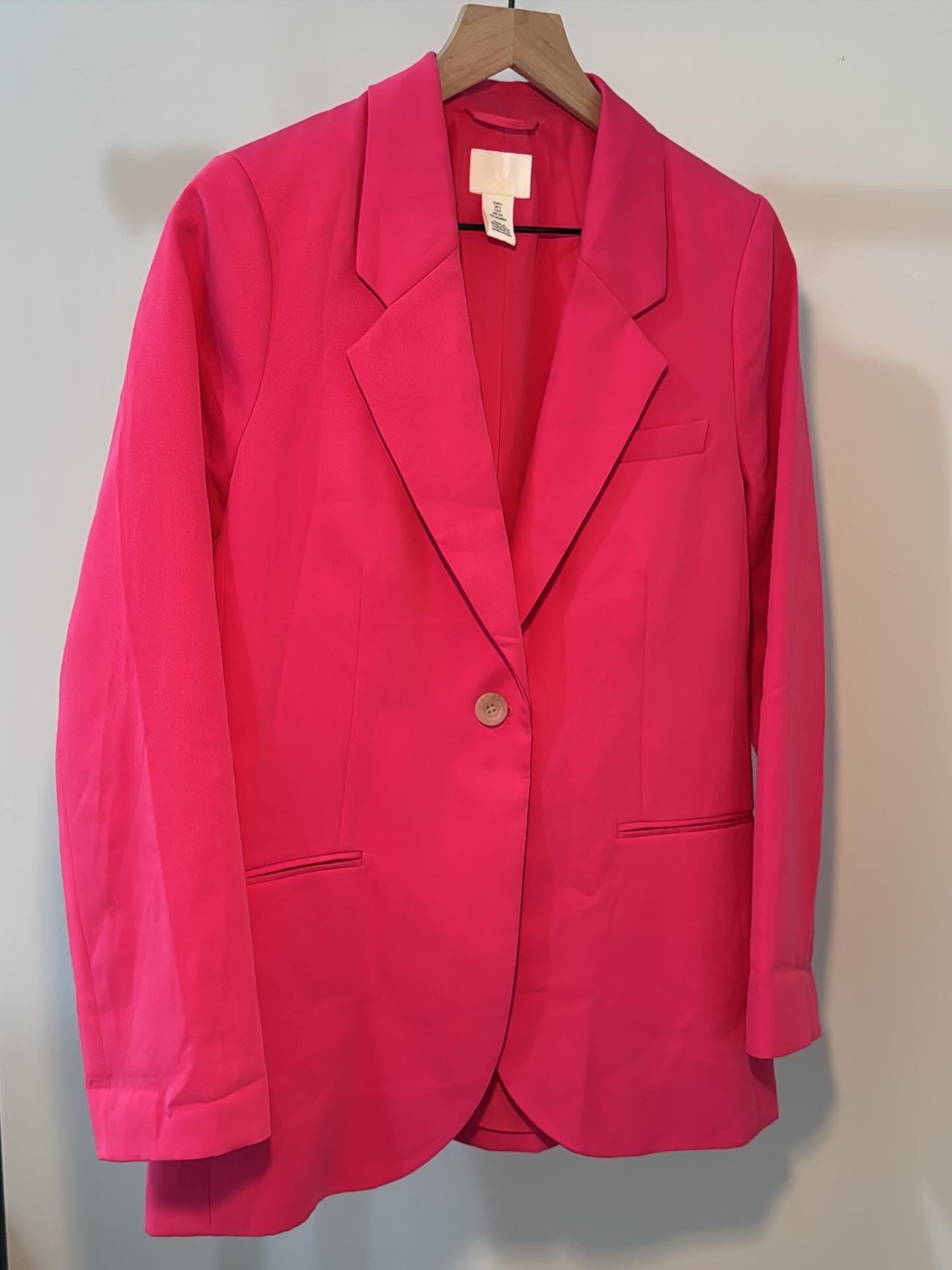 Pre-Loved Hot Pink Blazer (H&M) – Size S