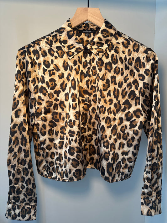 Leopard Print Button-Up Blouse – Size M (Pre-Loved)