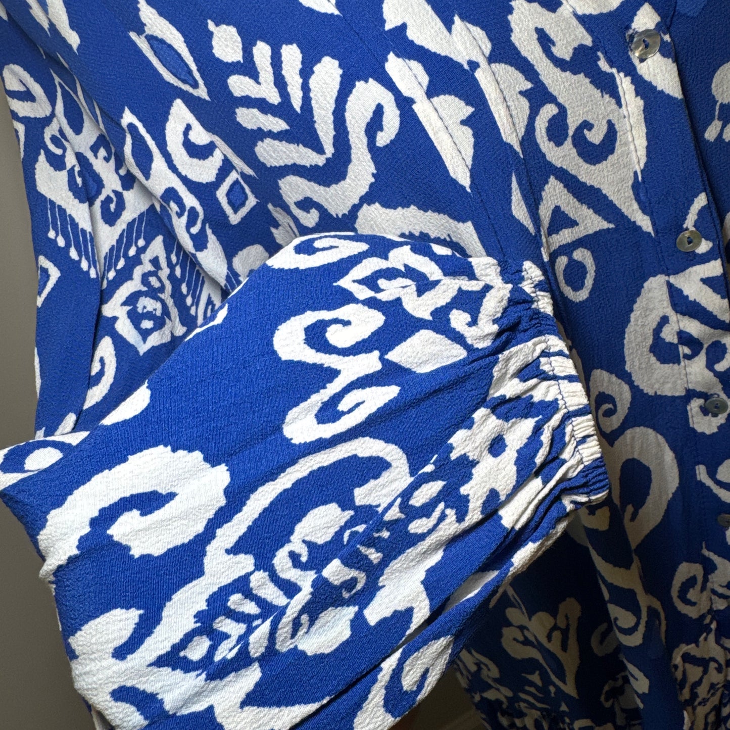 Pre-Loved Blue & White Printed Flowy Dress – Size L