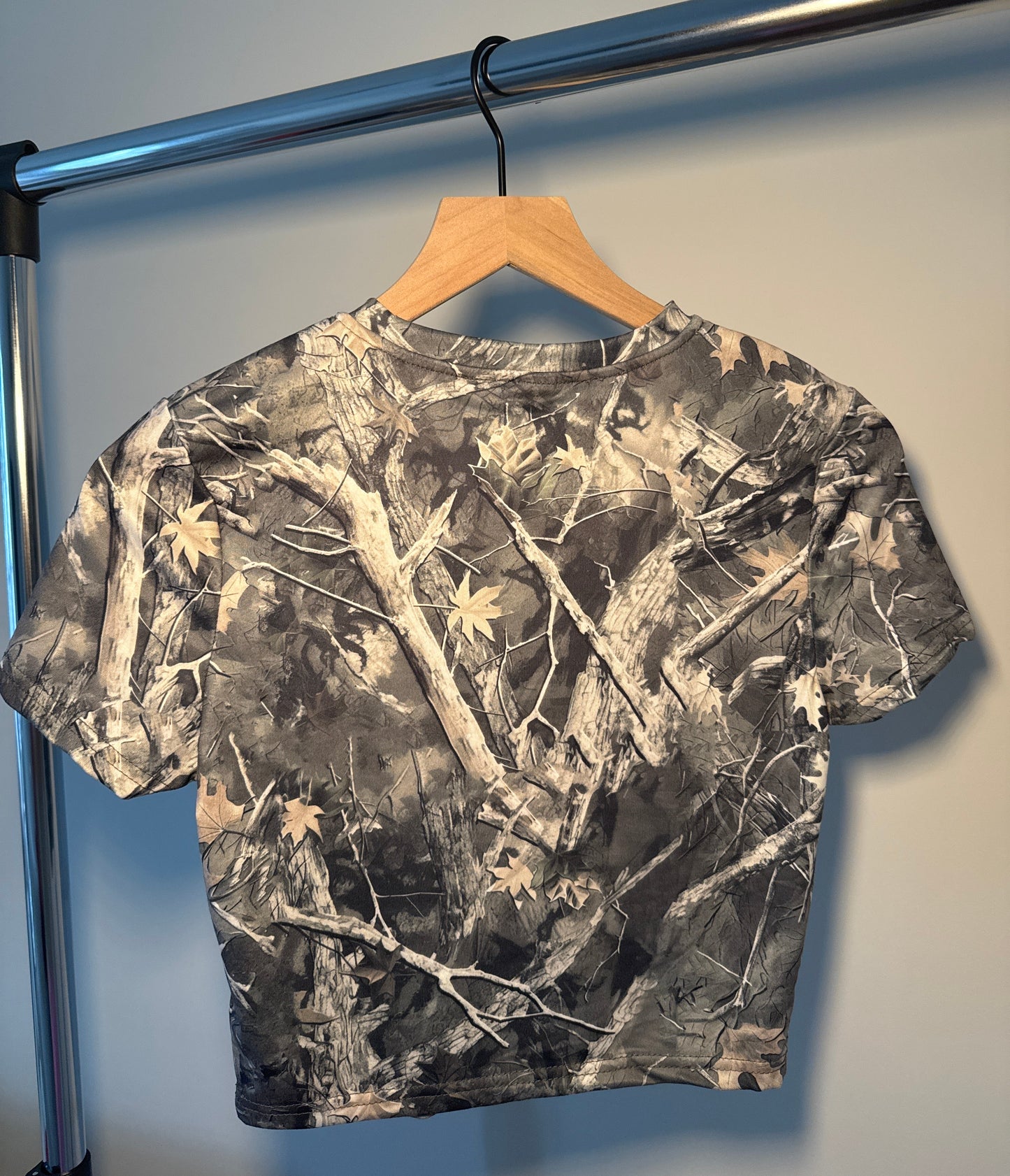 Camo Crop Top – Size M (SHEIN)