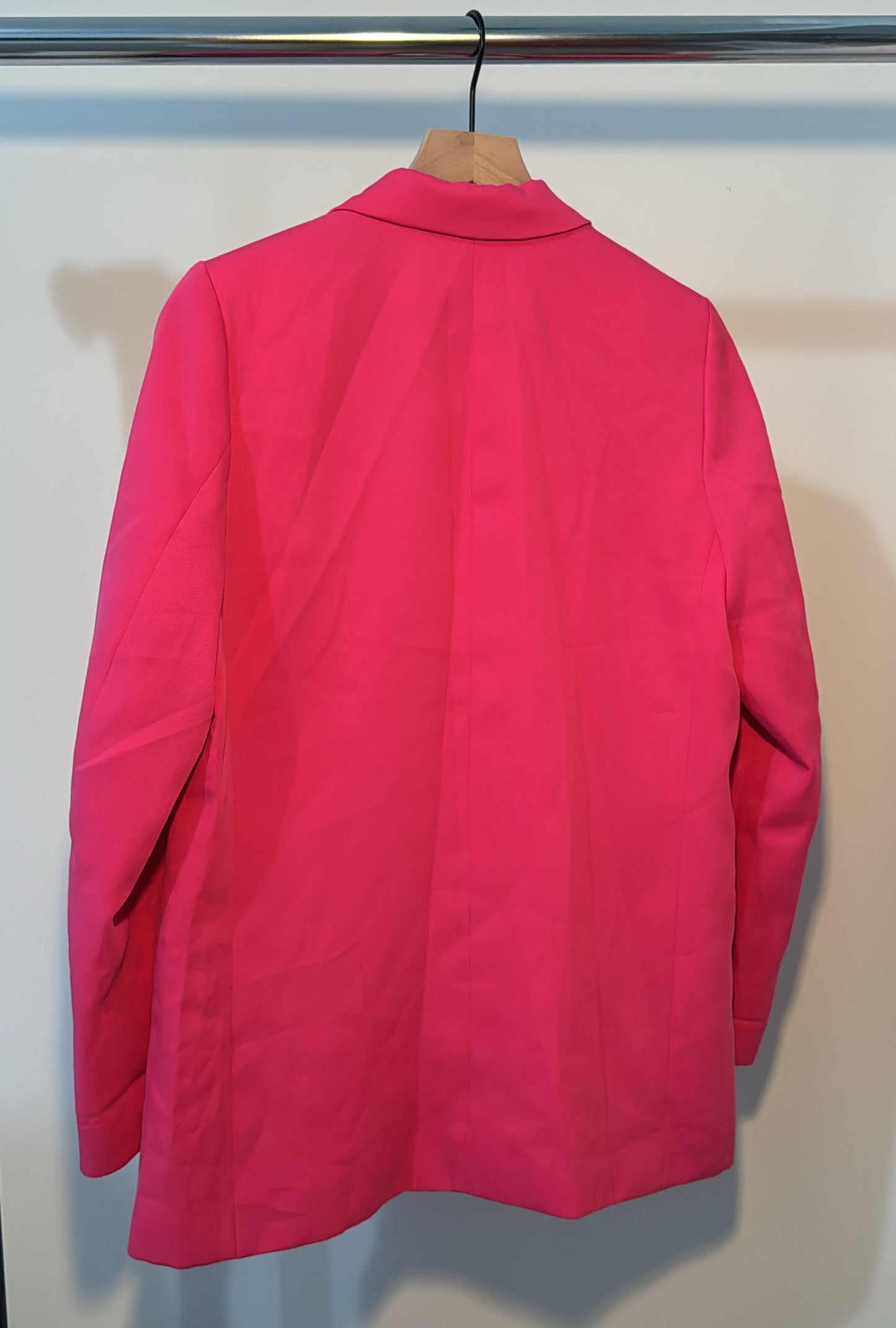 Pre-Loved Hot Pink Blazer (H&M) – Size S