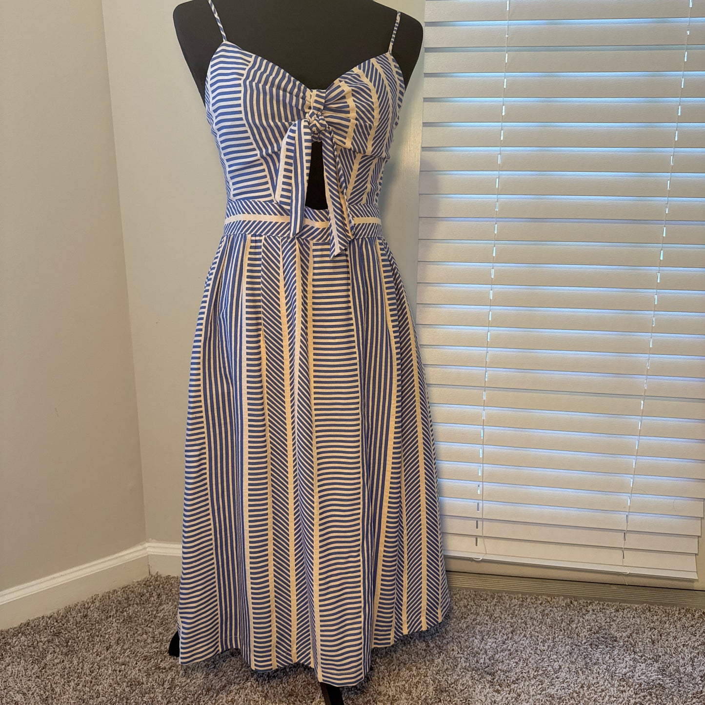 Striped Tie-Front Midi Dress – Size Small