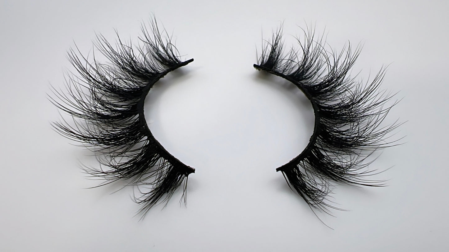 JOLET Mink Lashes – Glow (#026)